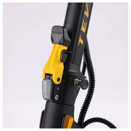 Blade Mini Ultra — надежный узел складывание с дополнительным фиксатором